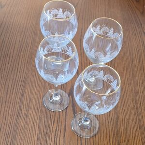Arby's Gold-Rim Etched Wine Glasses - Set of 4